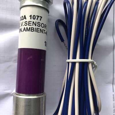议价瓦斯烧嘴火焰监视器 UV紫外线探测器 702A1077 可代替 C7027A