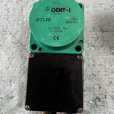 溢价-倍加福PEPPERLFUCHS RFID读写站，型号IPT