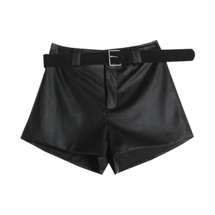VIVICATHY2025秋百搭高腰皮短裤女a字遮胯显瘦PU皮外穿靴裤黑