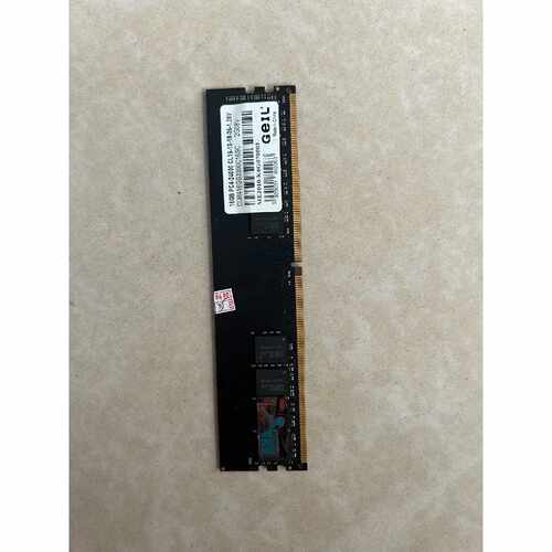金邦Geil DDR4 16G 2400MHz台式机内存条