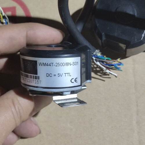 【询价】威玛编码器WM44T-2500/8N-S01成色不错如图适用