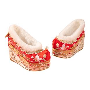 明制古风汉服婚鞋红色加绒坡跟增高秀禾鞋新中式汉服绣花鞋女结婚