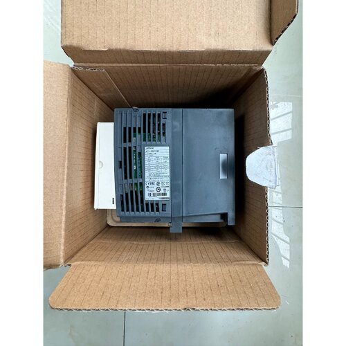 议价ATV12HU15M2施耐德1.5kw变频器全新原包装维修