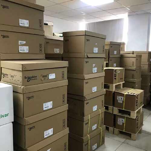 议价全新施耐德TM100C16RN TM100C24RN TM100C32RN TM100C40RN控