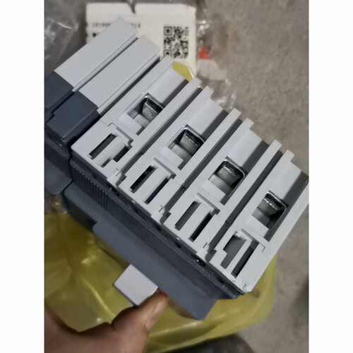 非标价ABBT1N160RC221固定式塑壳断路器议价