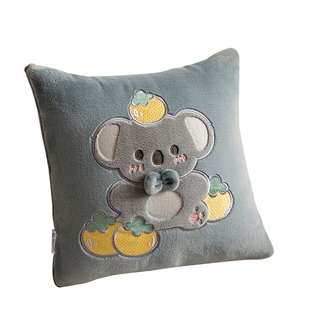 冬天加厚牛奶绒抱枕被子两用二合一午睡汽车办公室靠垫枕头折叠毯