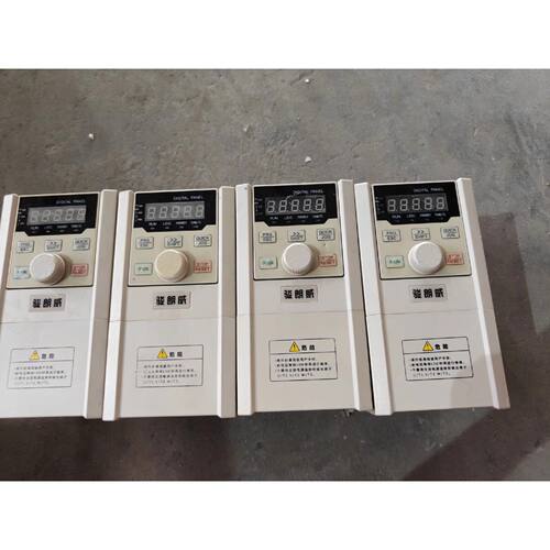 询价下单J800-4T1RB/2R2PB 变频器 可开发票