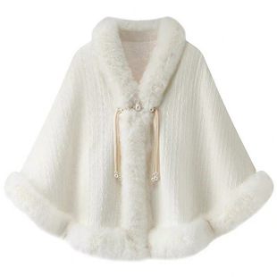 民国加绒加厚新款斗篷2025披肩旗袍气质高端秋冬保暖外套毛绒秋冬