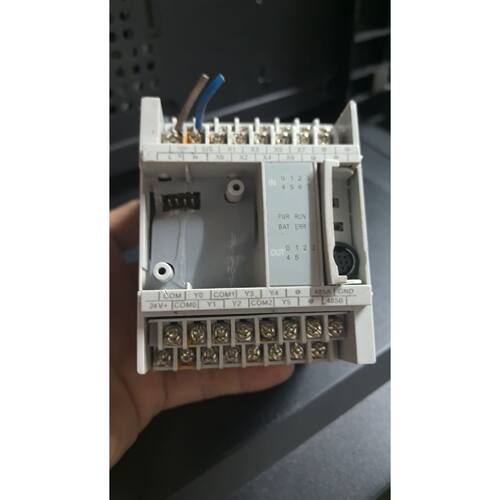 询价下单新的维控PLC LX3V-0806MR-A2：拆机件：有使用
