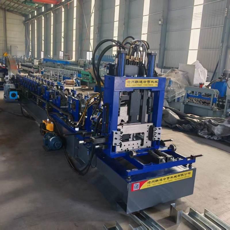 工厂加工全自动液压檀条镀锌C型钢机C型钢冷弯成型机器设备