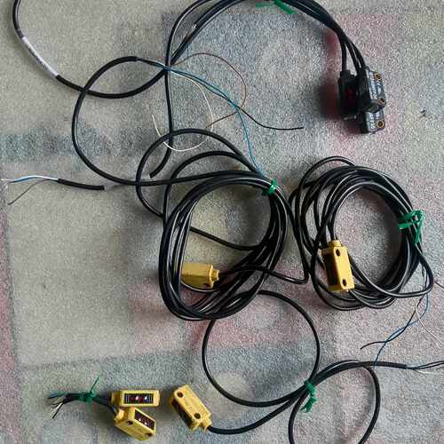 咨询后拍BANNER光电传感器Q12AB6FF30（3个）、Q12R