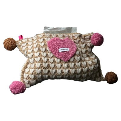 FOURONE可爱针织爱心车载纸巾盒