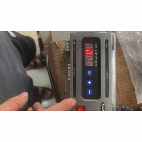 {议价}HST LCC300-C光源控制器，V供电，