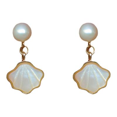 气质百搭天然珍珠贝壳耳夹
