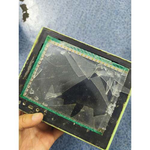 在线议价三菱触摸屏 GT15-J71E71-100，拆机件，实物拍摄