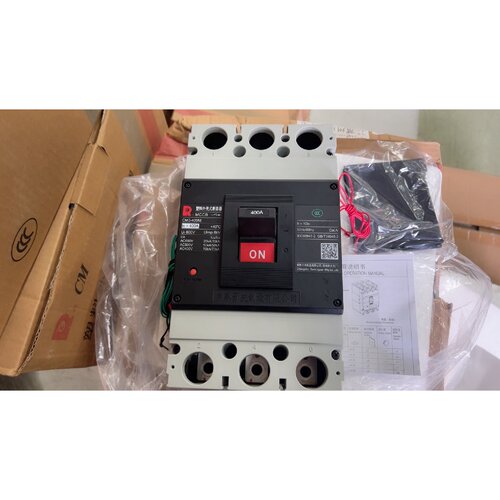议价可维修全新原装正品常熟CM3400M塑壳断路器3P400A有6台项目剩