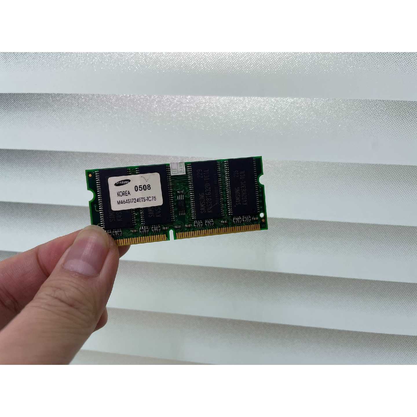 议价三星内存条M464S1724ETSTC75维修