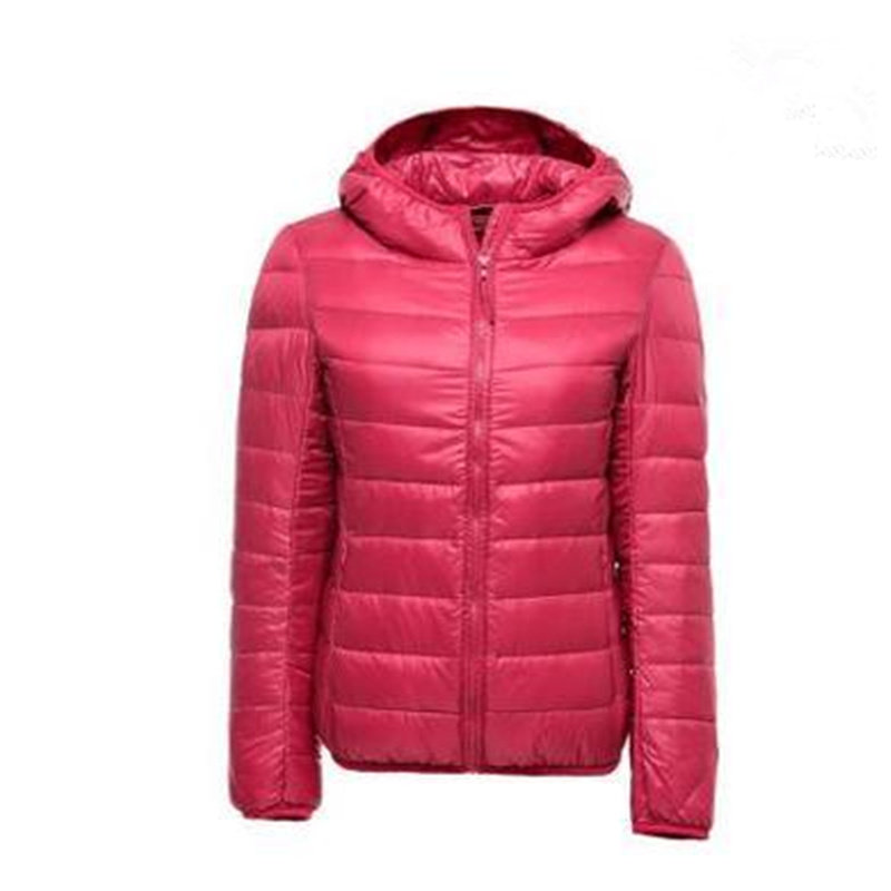 轻薄羽绒服女短款外套大码女装冬