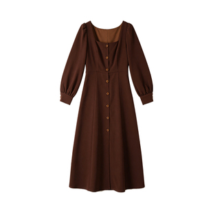 咖啡色方领长袖连衣裙女2026年春季新款法式巨好看的穿搭裙子