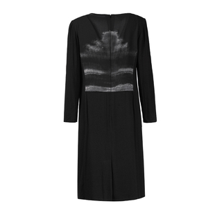 LIANGNUO靓诺前片定位荡拼素色连衣裙LL15212A