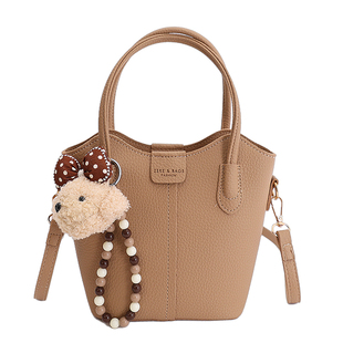 小拎包包女式2026新款潮休闲百搭高级感复古时尚水桶包单肩斜挎包