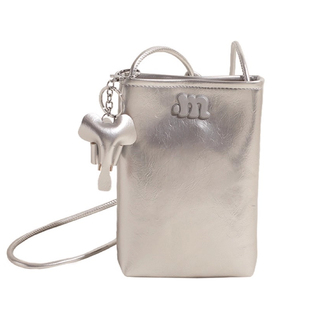 高级感手机包女斜挎2025新款夏季时尚休闲竖款迷你小包散步单肩包