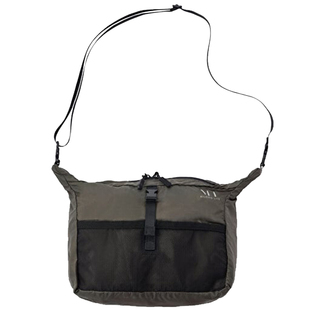 日本milesto超轻量化徒步单肩斜挎包户外短距离休闲旅行登山小包