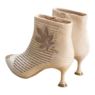 防踢包头满水钻高跟尖头镂空网纱靴女酒杯跟罗马凉靴配旗袍的鞋子