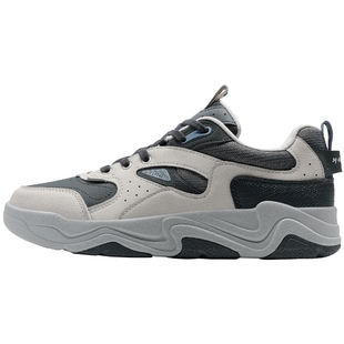 特步暗流板鞋2025秋冬新款男鞋皮面保暖休闲鞋运动鞋976419310005