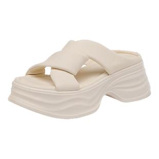 星期六厚底拖鞋女夏外穿2025新款小个子增高凉鞋配裙子休闲百搭爆