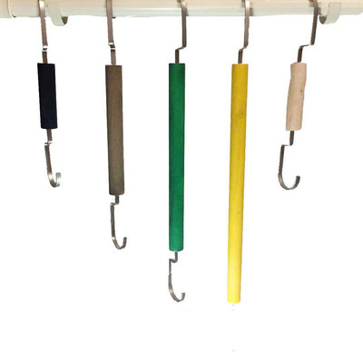 服装店金色挂钩上墙挂衣架