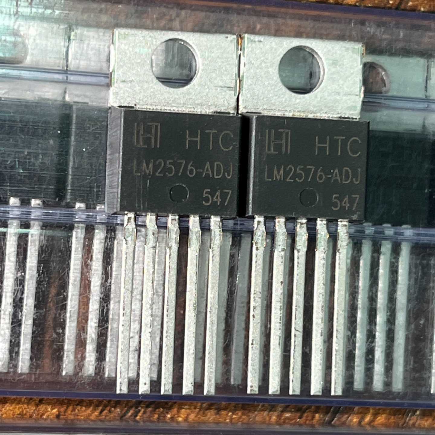 议价-HTC LM2576T-ADJ 直插 稳压器 T