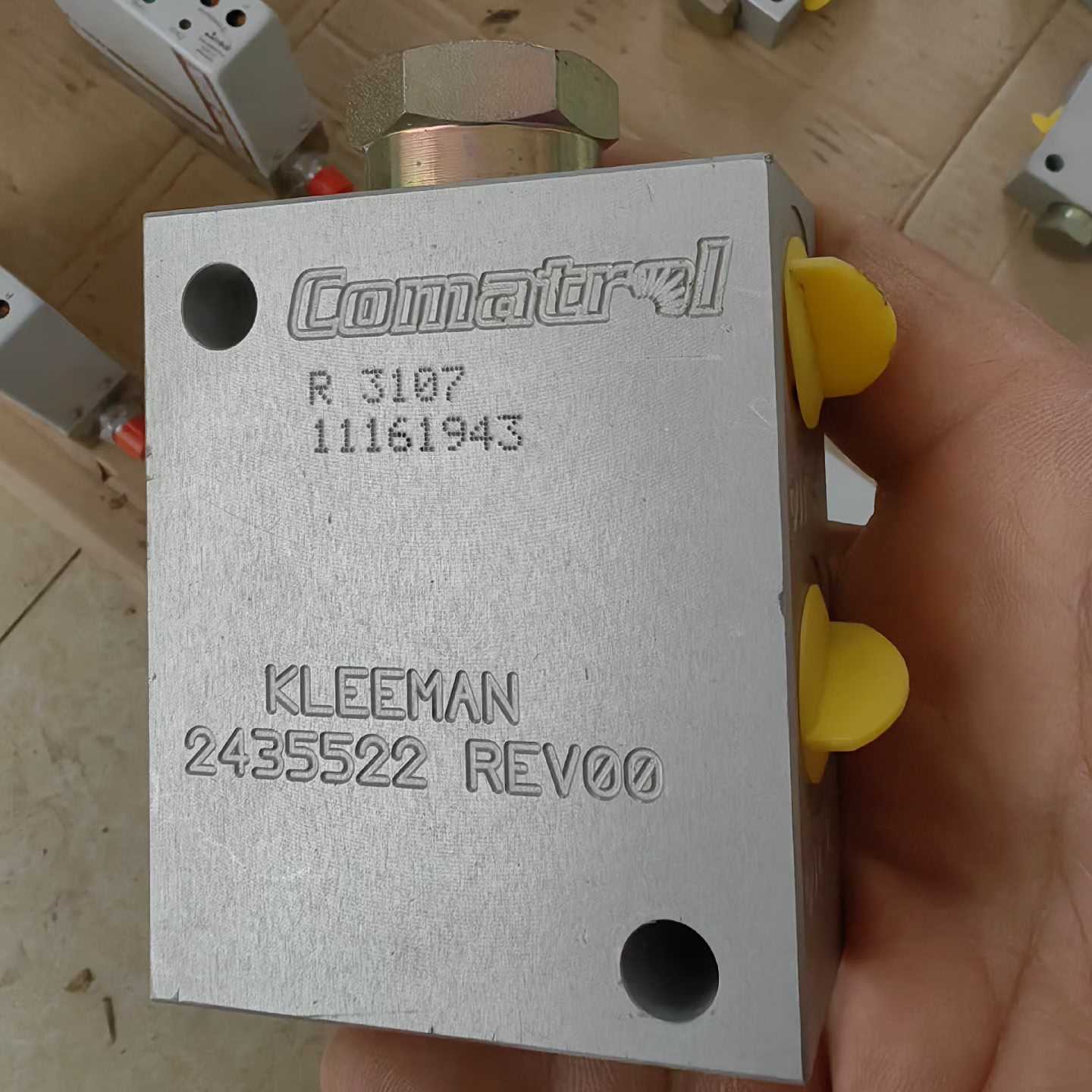 议价科迈拓液压阀KLEEMAN2435522REVOO议价出7个维修