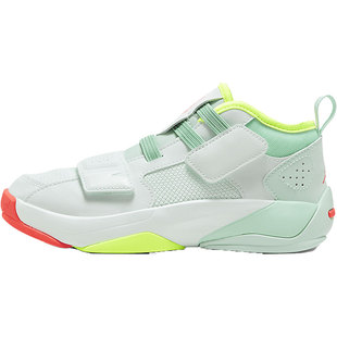 Nike/耐克正品ZION 2锡安新款小童中帮运动篮球鞋DO9513-367
