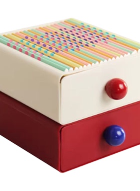 样板房儿童房书桌台面组合装饰品