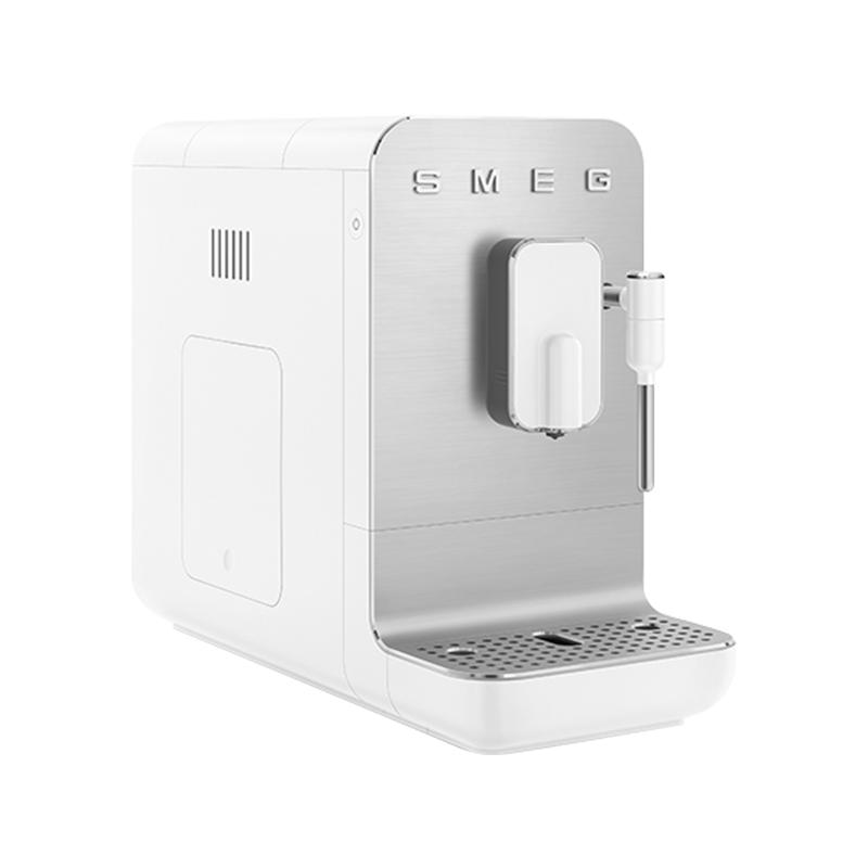 SMEG/斯麥格BCC02全自動(dòng)家用意式咖啡機(jī)小型料理機(jī)拉花研磨一體機(jī)
