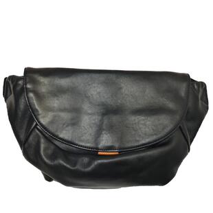 鹿师傅男斜挎胸包牛皮男士真皮新款通勤背包斜挎包饺子包肩包挎包