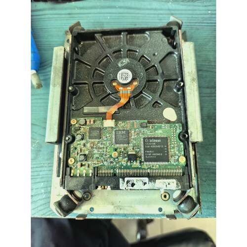 议价IBM3.5寸IDE接口机械硬盘拆机裸盘PCB板完整维修