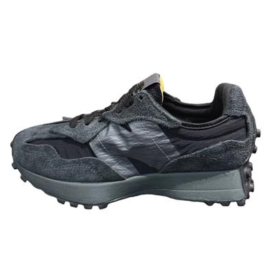 NEWBALANCE缓震男纯黑系带休闲鞋