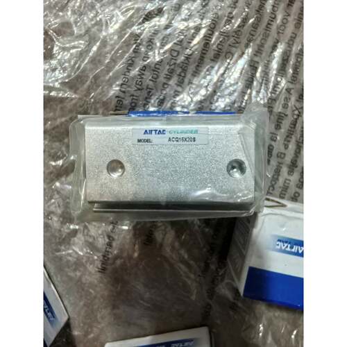 在线议价亚德客气缸ACQ16X20SB，原装正品，库存全新未拆封，带