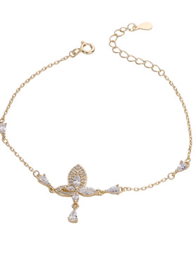 锆石蝴蝶女时尚轻奢百搭手饰品