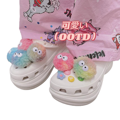 Crocs小红书毛球鞋花洞洞鞋配饰