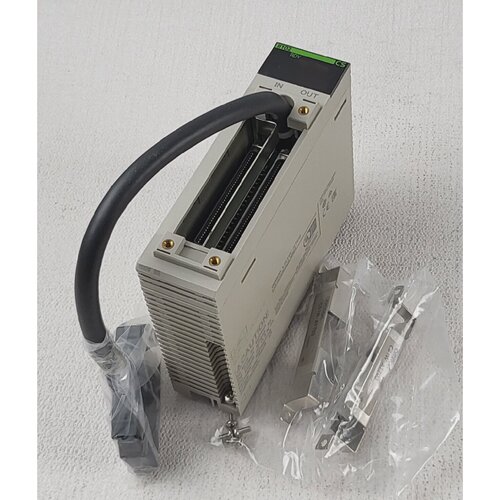 Omron CS1WII102. IO Interface Unit