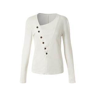 Covertitle 复古天丝亚麻肌理感不规则牛角扣针织上衣