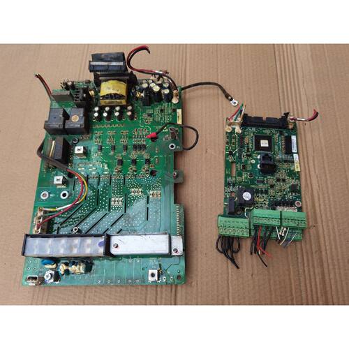 议价15KW空压机变频器GD30001A015G4闲置拆机维修