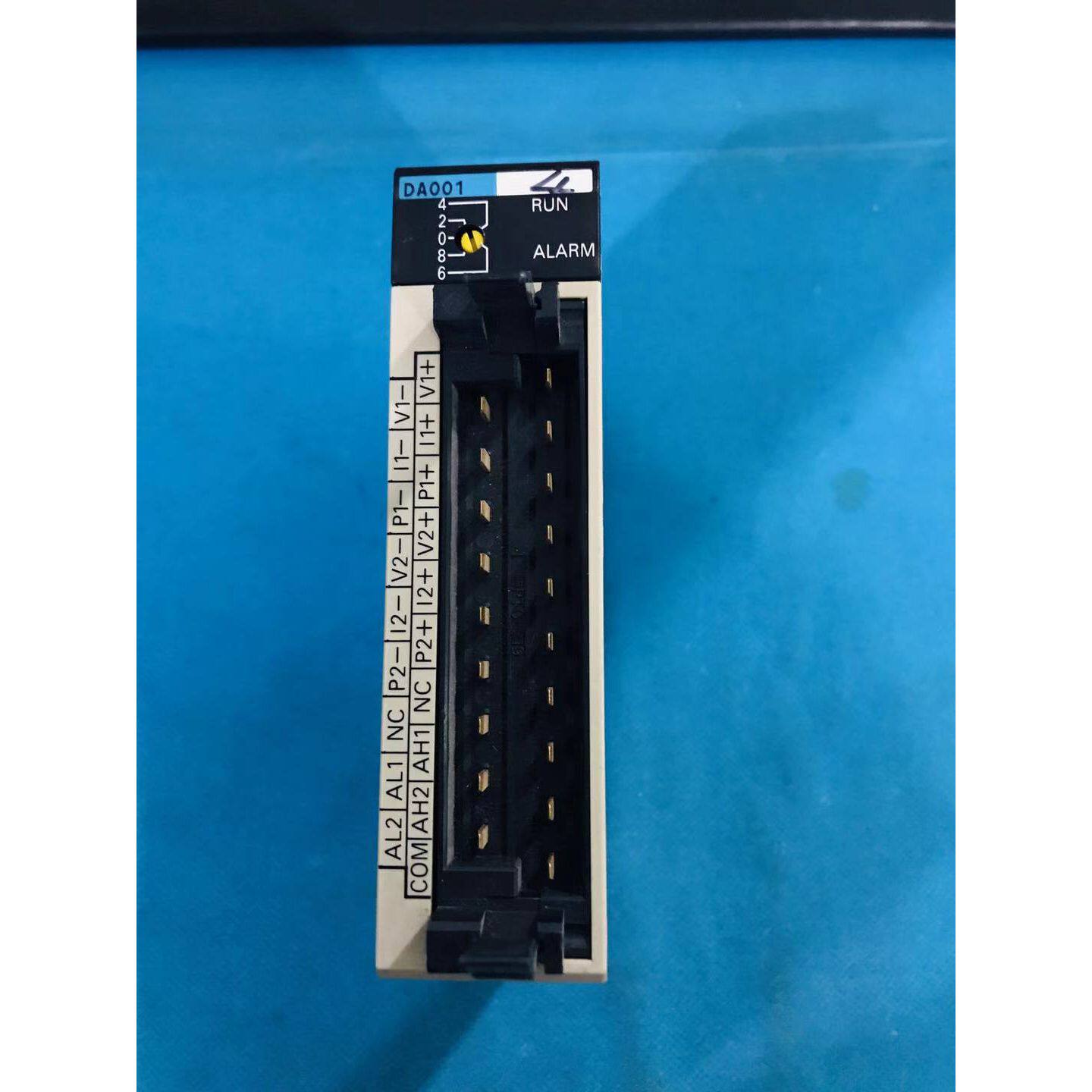 议价C200H-DA001 欧姆龙PLC模块 质量包好 实拍现货