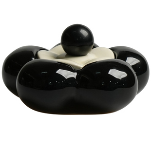 舍里小众高级感烟灰缸可爱创意家用客厅办公室陶瓷烟缸防飞灰摆件