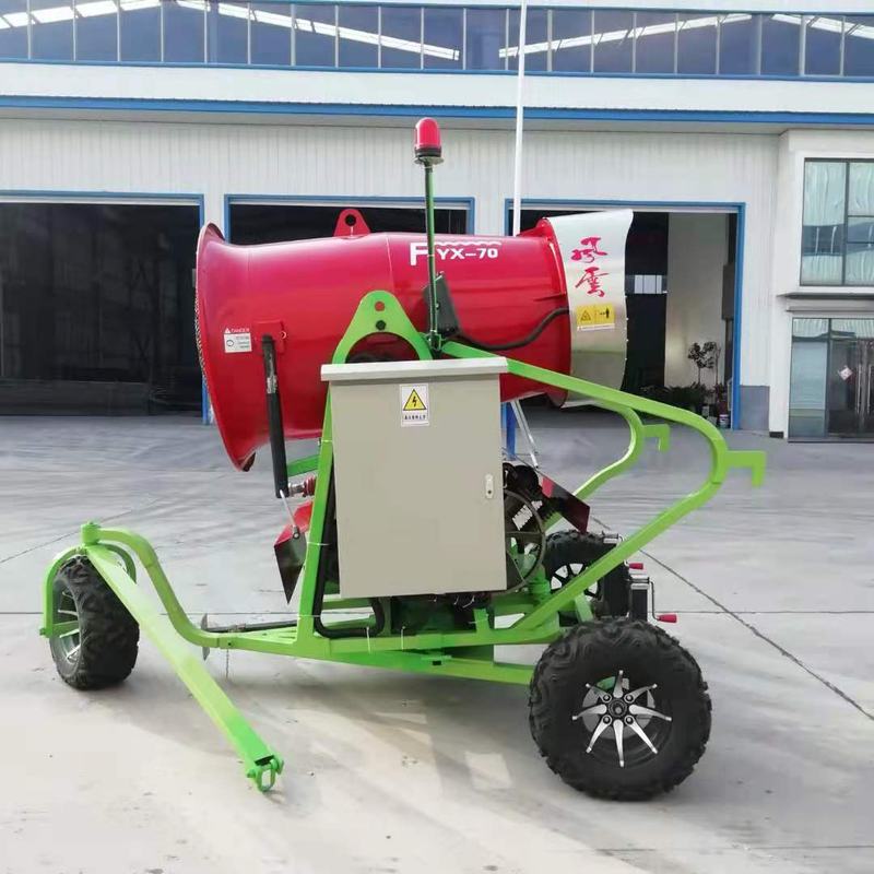 厂家销售游乐场造雪机人工制雪机滑雪场雪景滑道造雪机出口专用