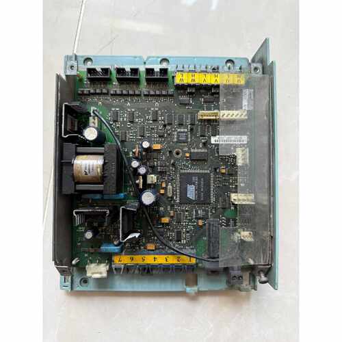 伟肯变频器PC00233J光纤程序板品成色如图