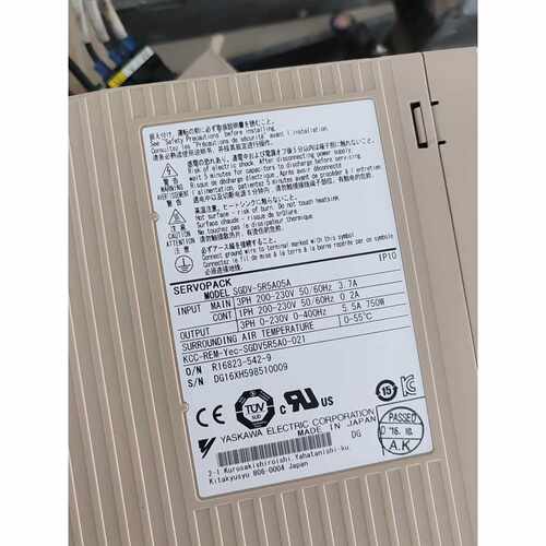 下单前咨询安川驱动器SGDV-5R5A05A  拆机成色如图，实物拍摄